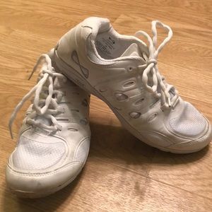 NFINITY defiance shoes